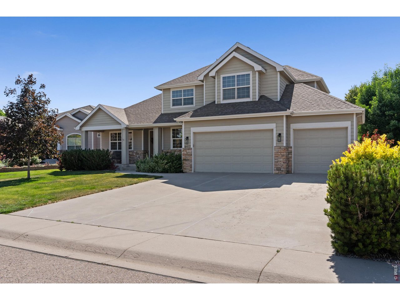 8417 Castaway Dr