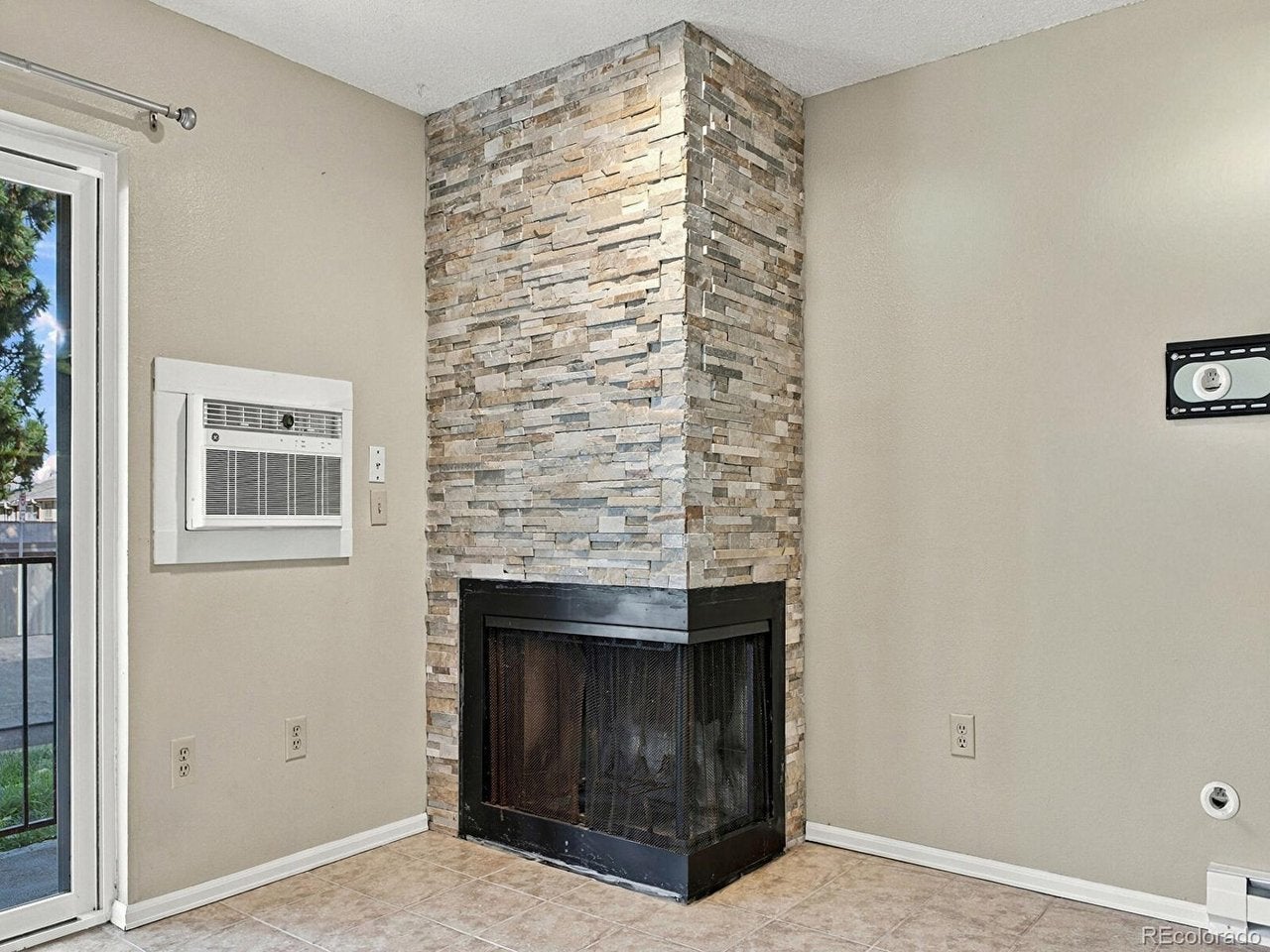 2280 S Oswego Way 102