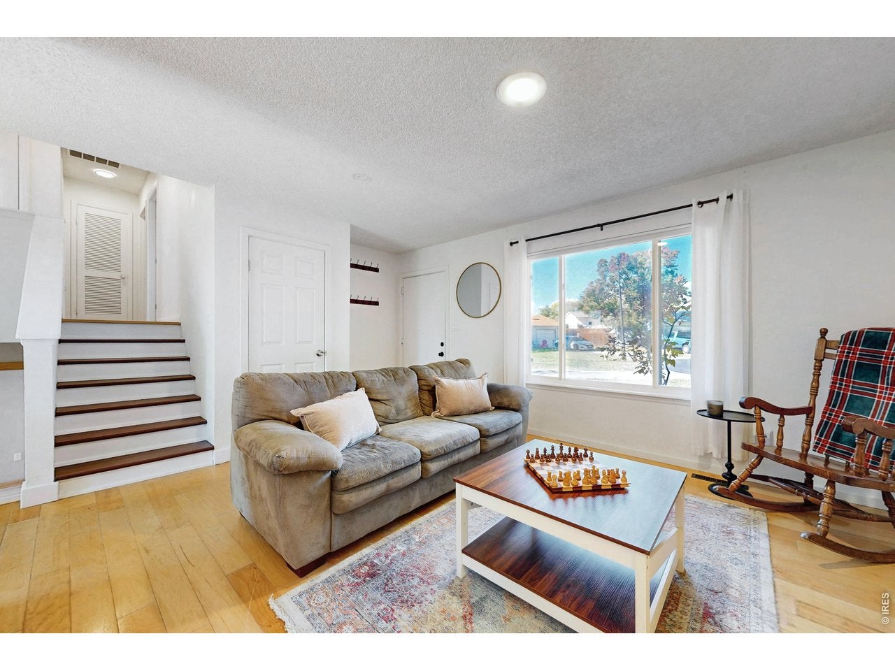 6512 Solar Ct
