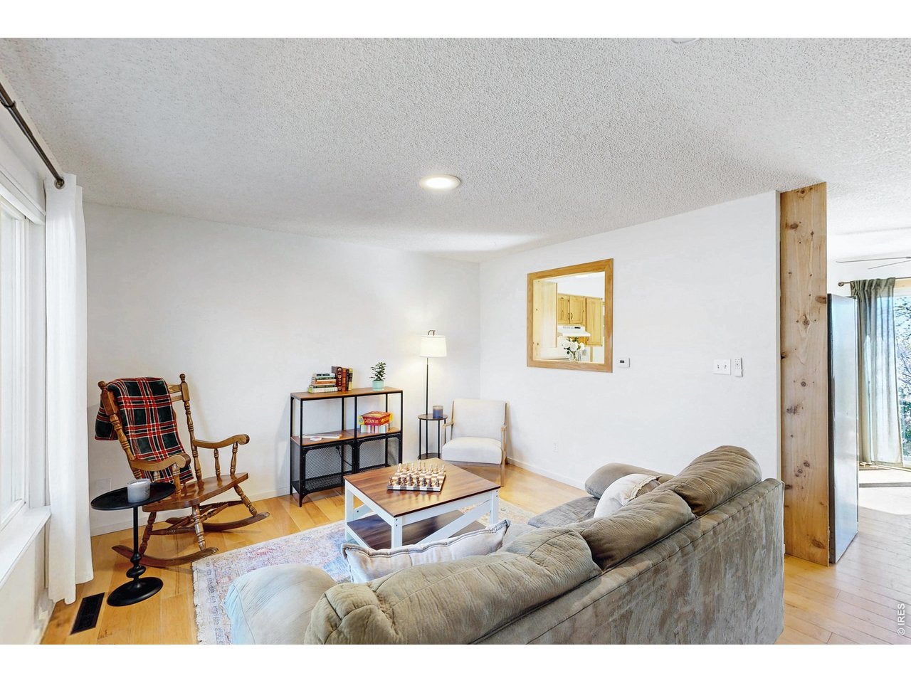 6512 Solar Ct