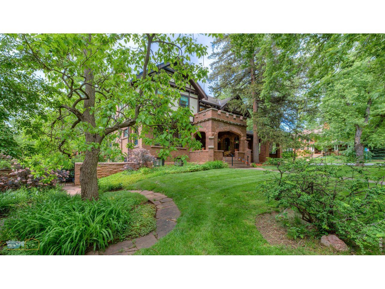 604 Mapleton Ave
