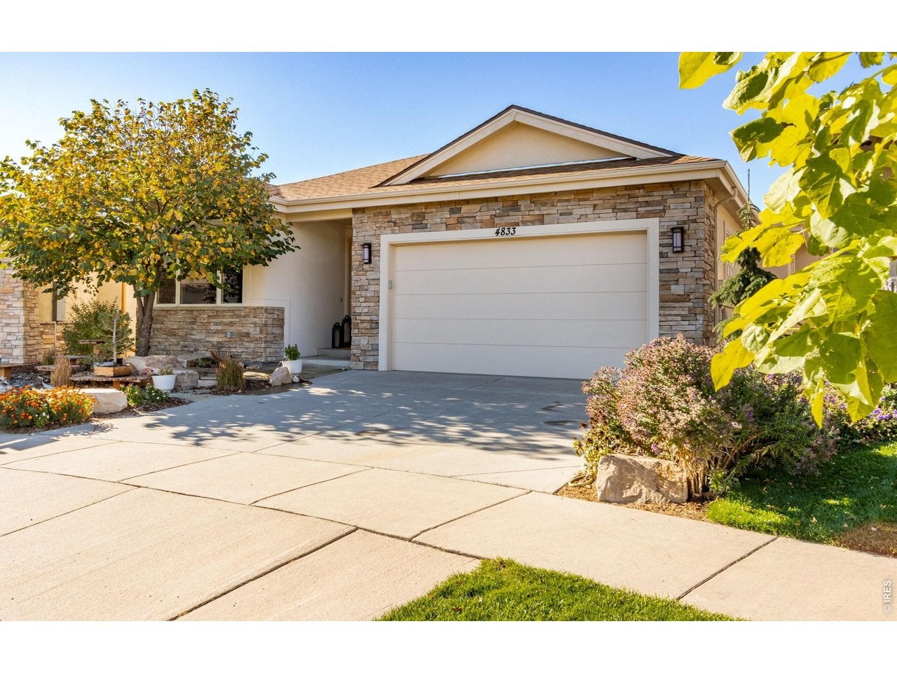 4833 Prairie Vista Dr