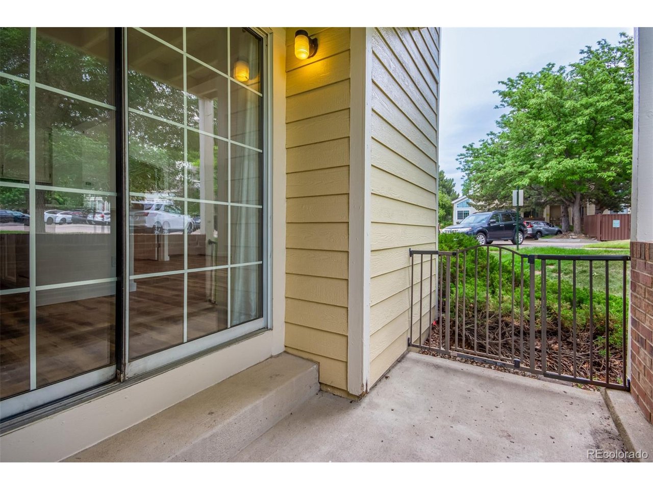 13722 E Lehigh Ave E