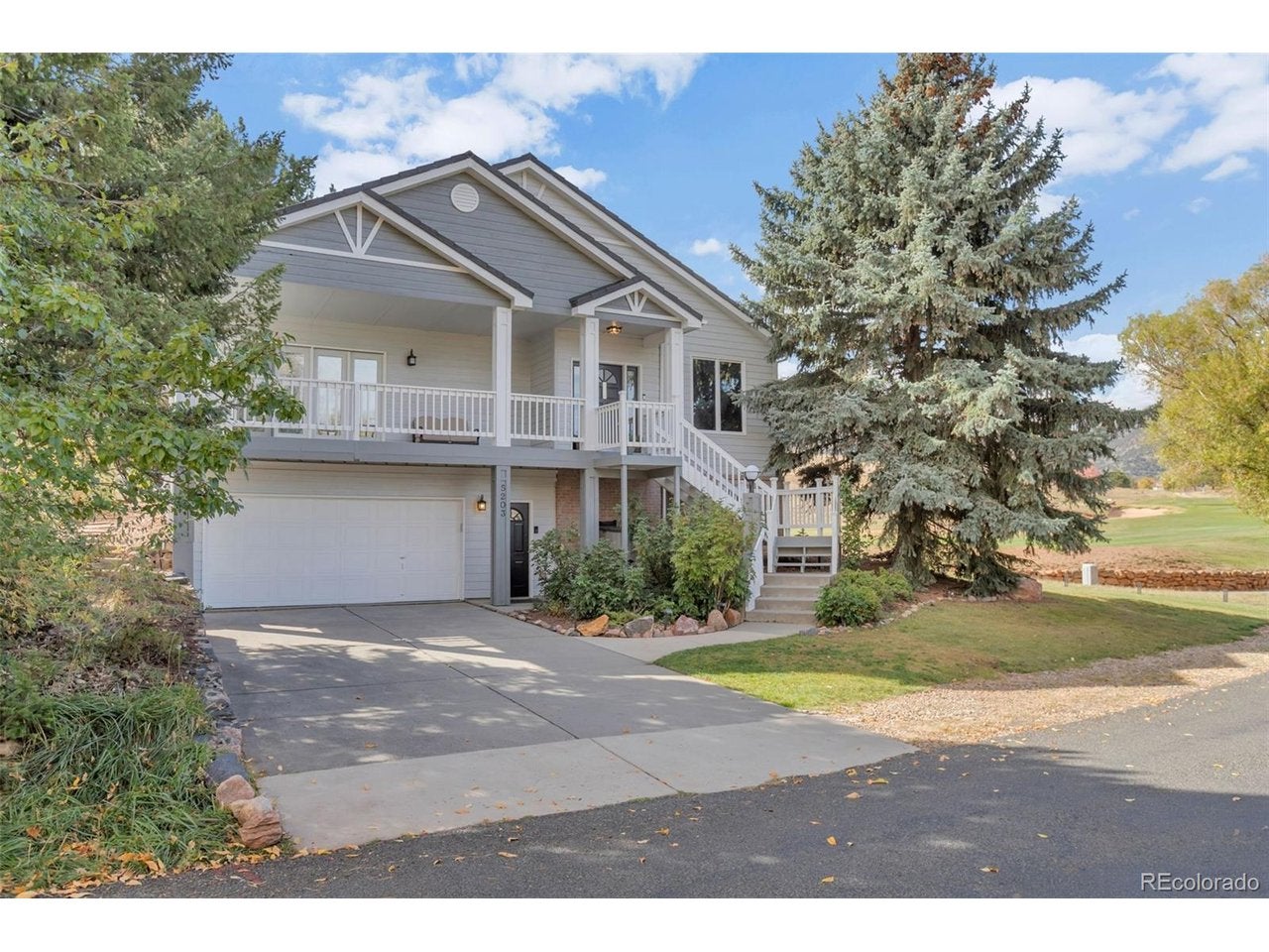 5203 Golf Course Dr