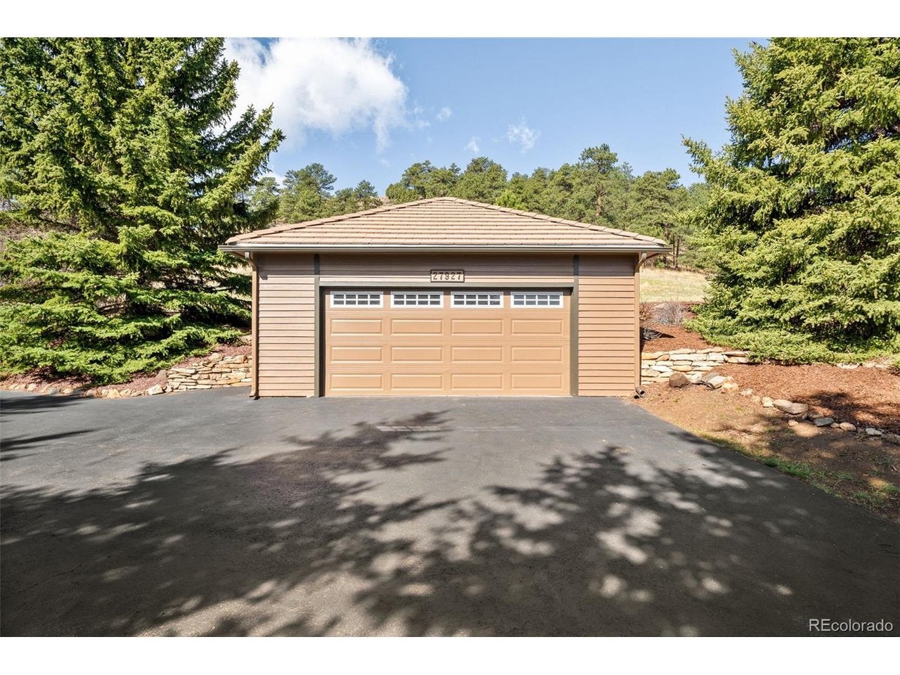 27927 Meadowlark Dr