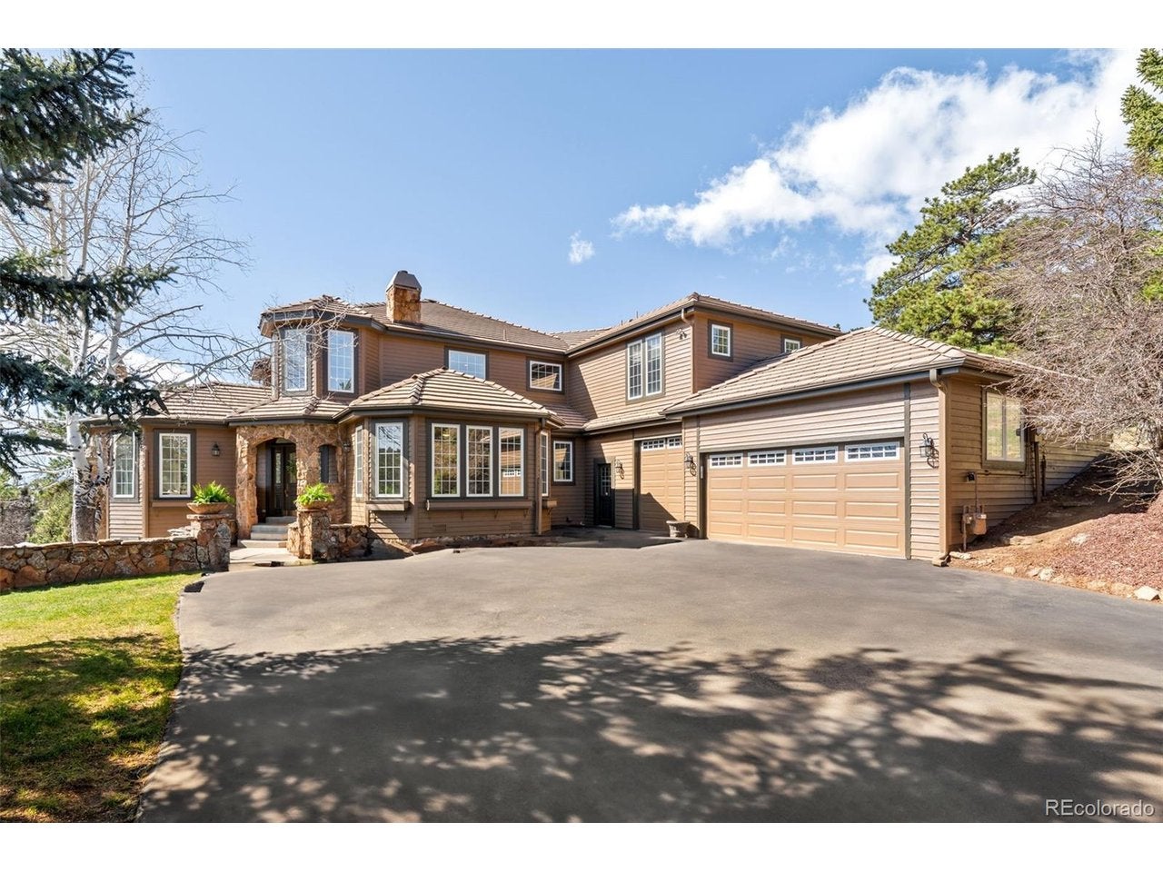 27927 Meadowlark Dr