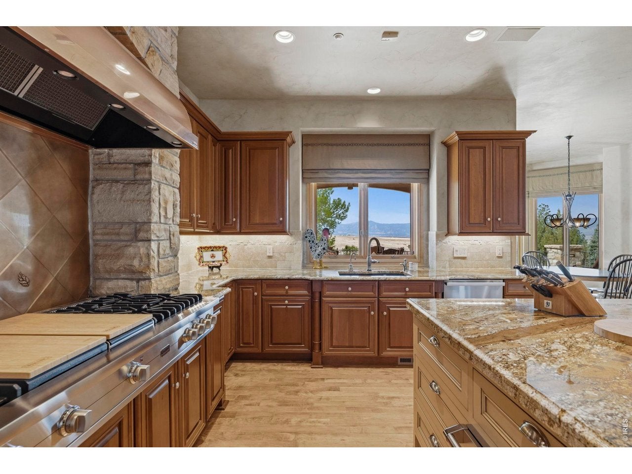 6303 Snowberry Ln, Niwot, CO, 80503, USA, 5 Bedrooms Bedrooms, ,6 BathroomsBathrooms,Residential,Active,6303 Snowberry Ln,1058211