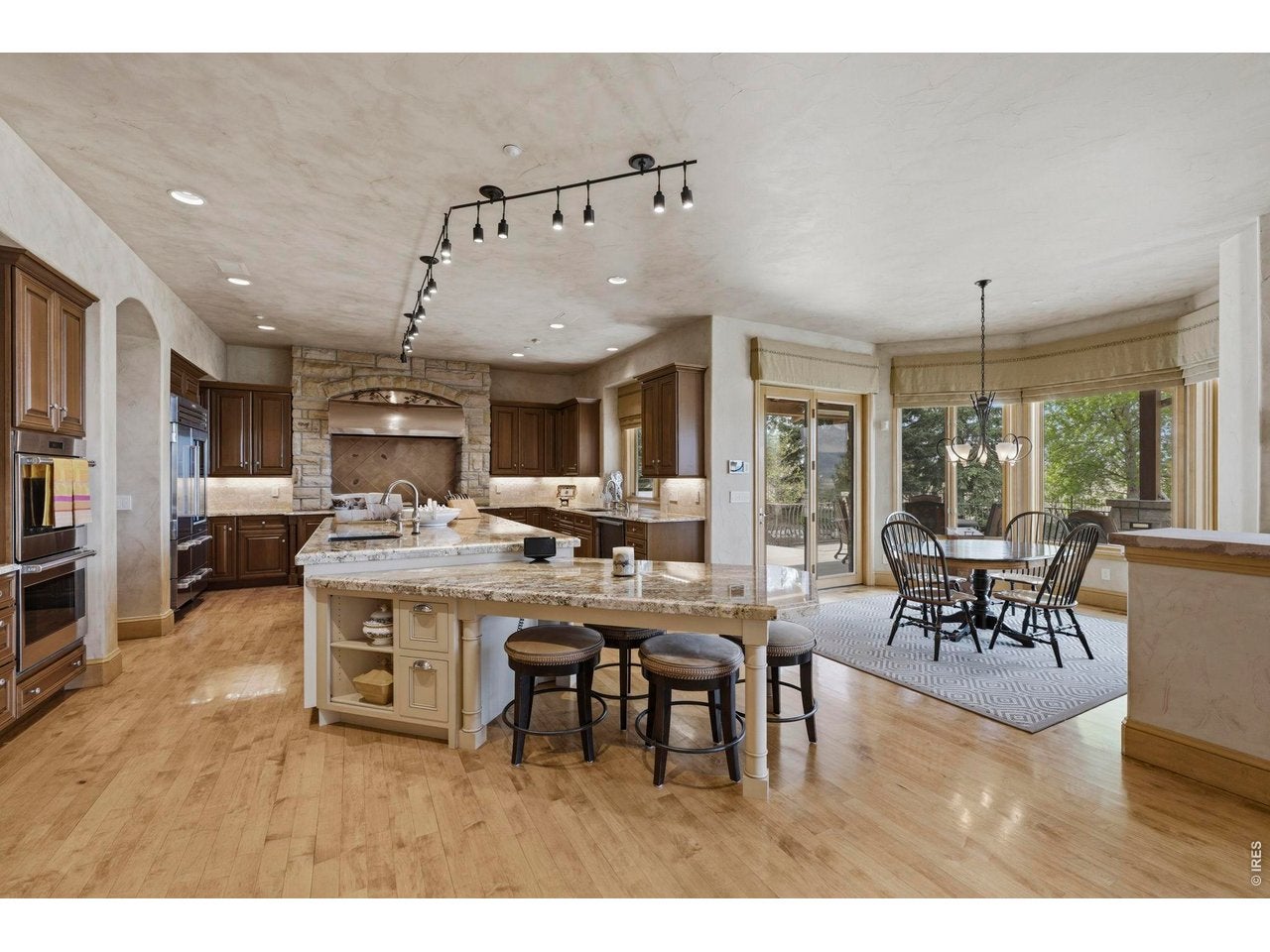 6303 Snowberry Ln, Niwot, CO, 80503, USA, 5 Bedrooms Bedrooms, ,6 BathroomsBathrooms,Residential,Active,6303 Snowberry Ln,1058211