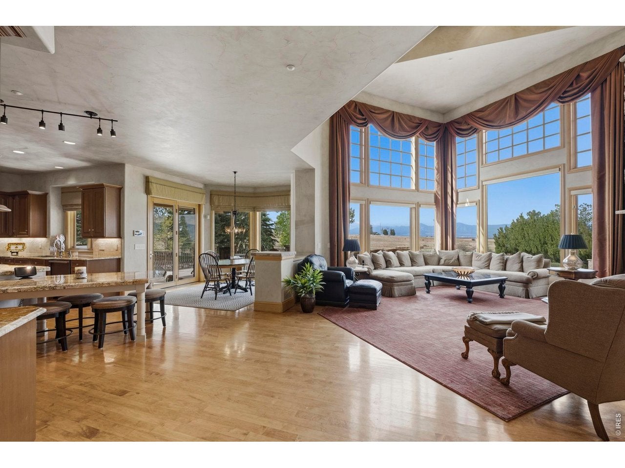 6303 Snowberry Ln, Niwot, CO, 80503, USA, 5 Bedrooms Bedrooms, ,6 BathroomsBathrooms,Residential,Active,6303 Snowberry Ln,1058211