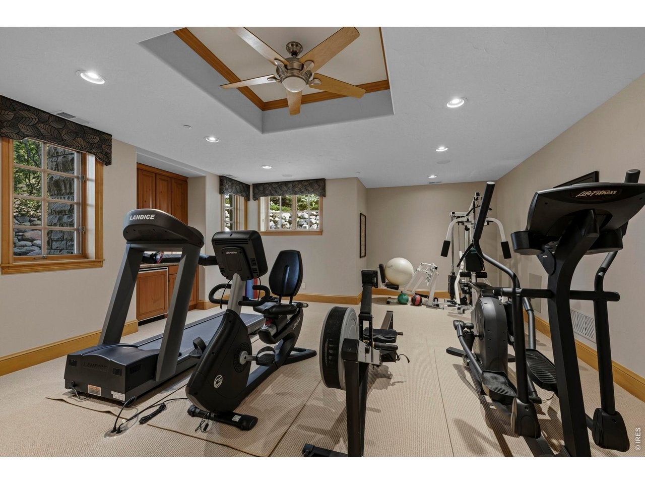 6303 Snowberry Ln, Niwot, CO, 80503, USA, 5 Bedrooms Bedrooms, ,6 BathroomsBathrooms,Residential,Active,6303 Snowberry Ln,1058211