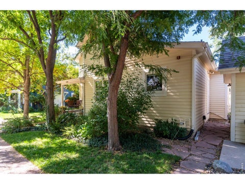 Photo of 429 Canyon Blvd, Boulder, CO 80302 (MLS # 1069732)