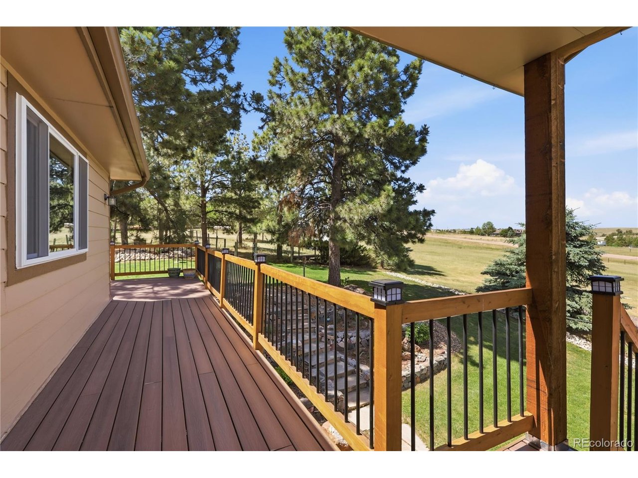607 Meadow Station Cir