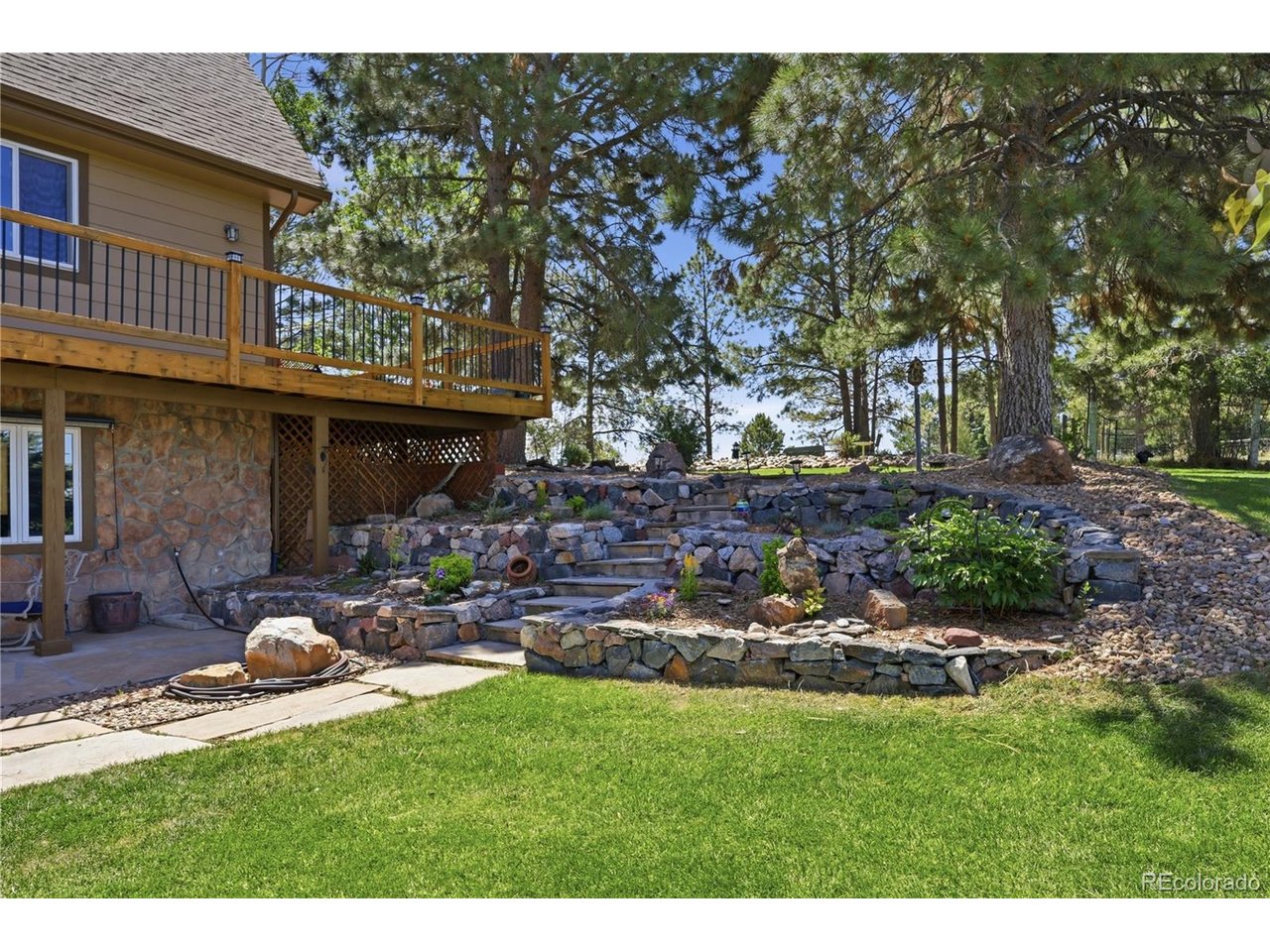 607 Meadow Station Cir