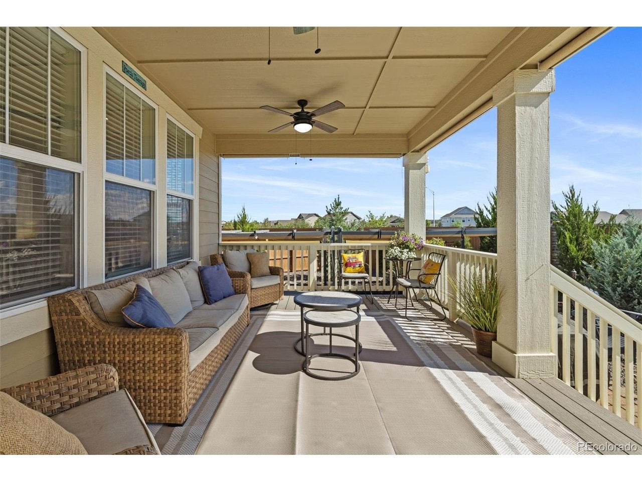 2740 E 160th Pl