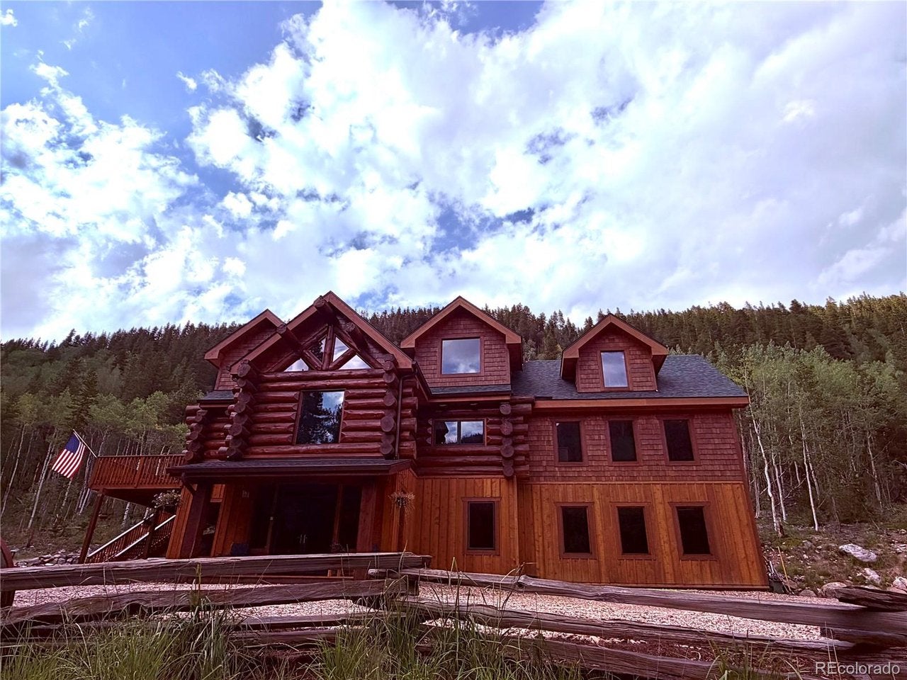 733 Rainbow Rd