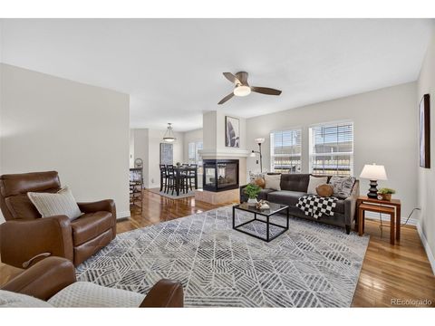 2933 Lawrence St Denver CO 80205