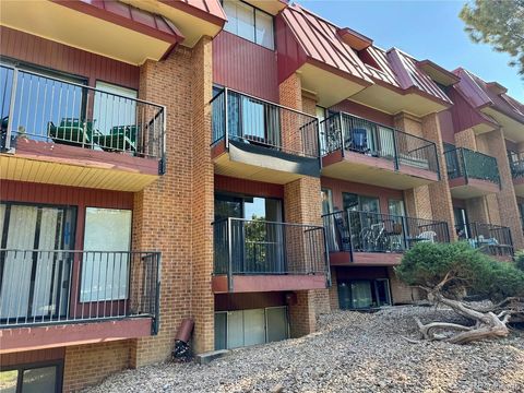 Photo of 1200 College Ave 121, Boulder, CO 80302 (MLS # 6204142)