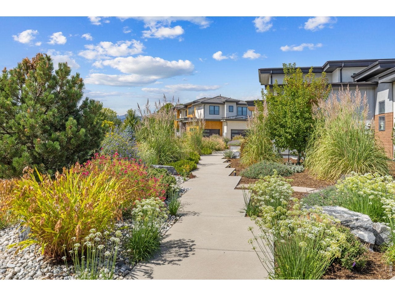 8675 Summerlin Pl