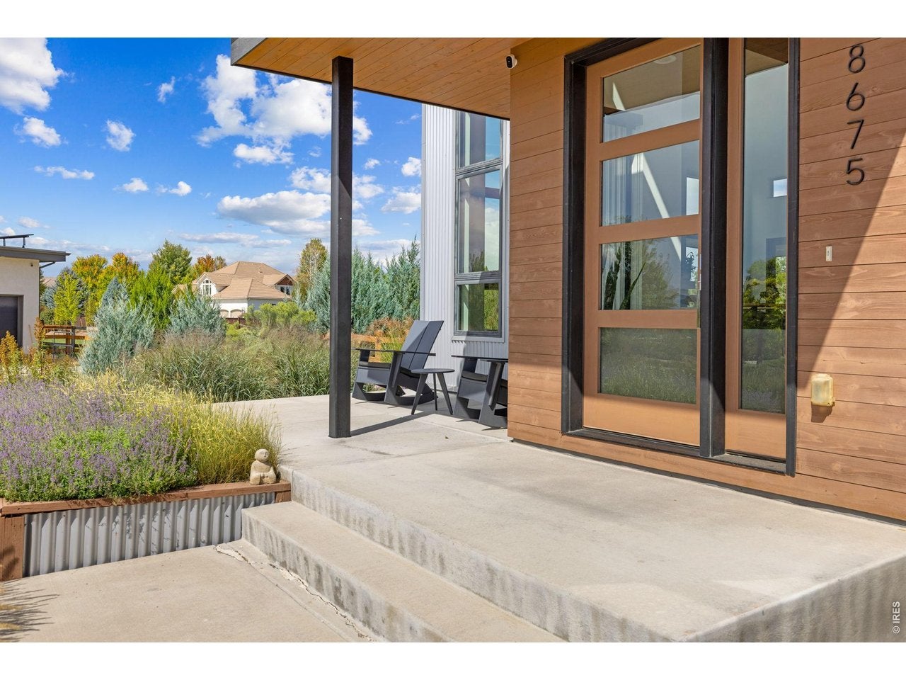 8675 Summerlin Pl