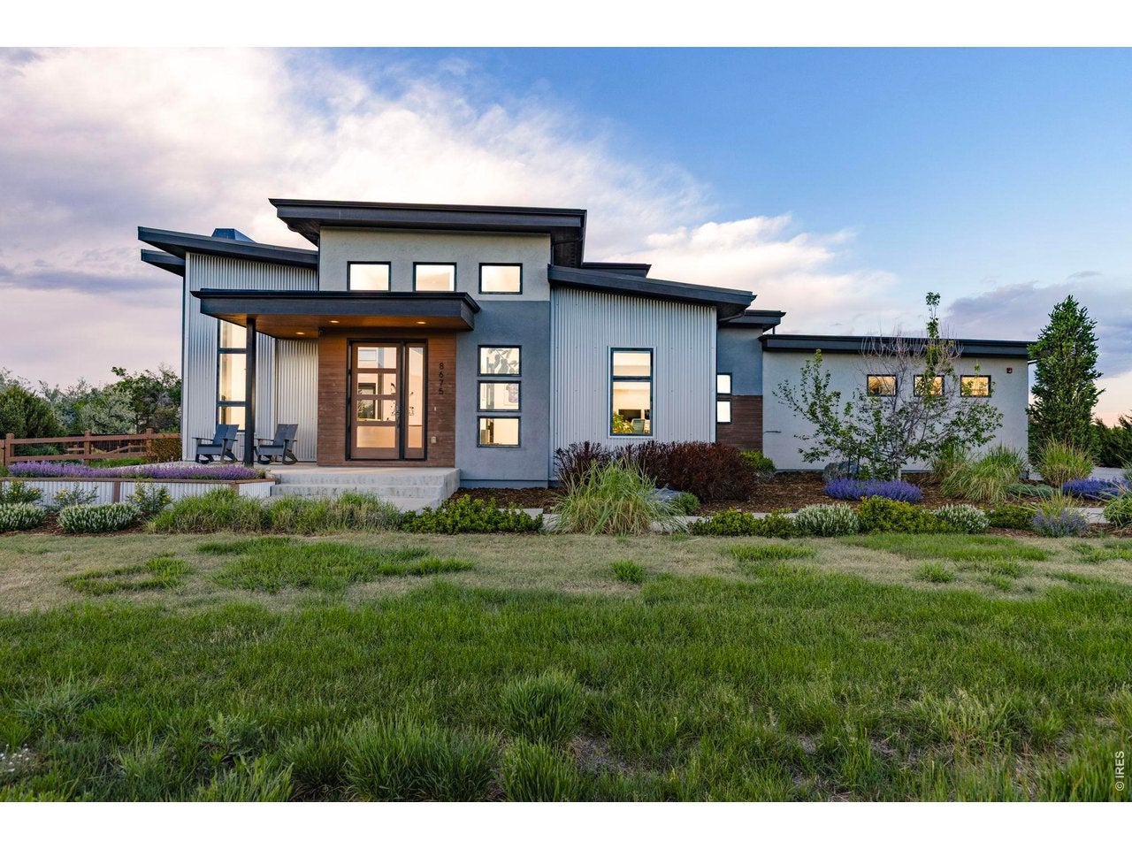 8675 Summerlin Pl