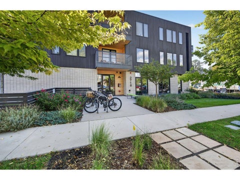 Photo of 2718 Pine St 205, Boulder, CO 80302 (MLS # 1069529)
