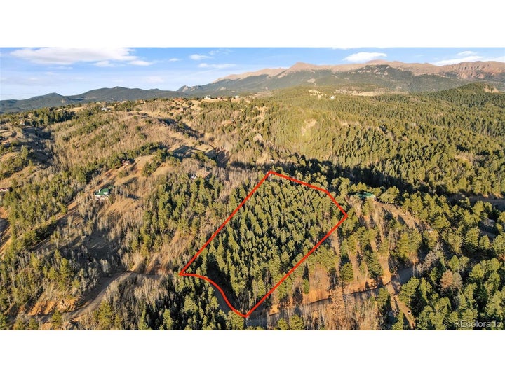 Property Lines are approximate and not a survey