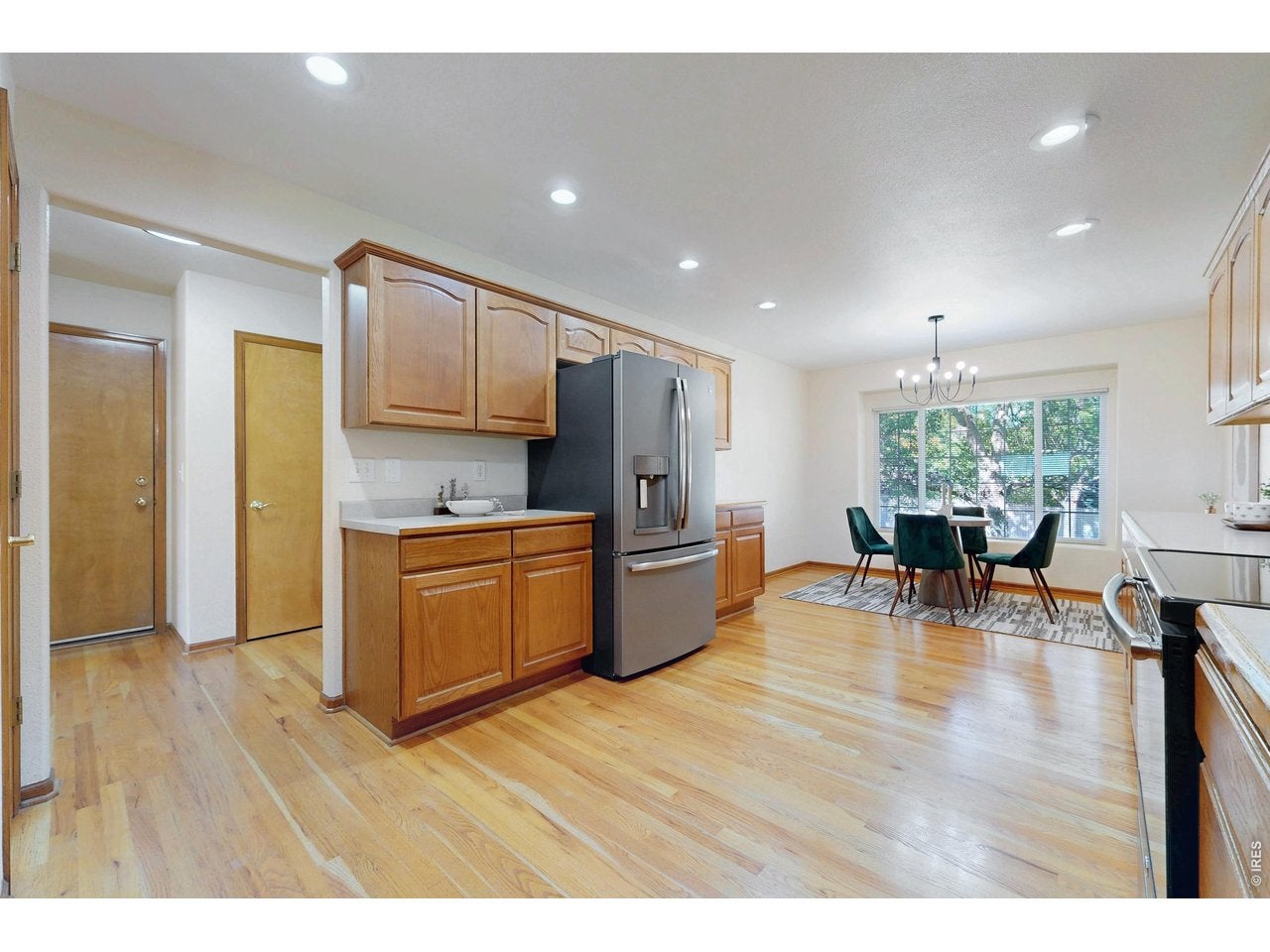 6814 Barbuda Dr