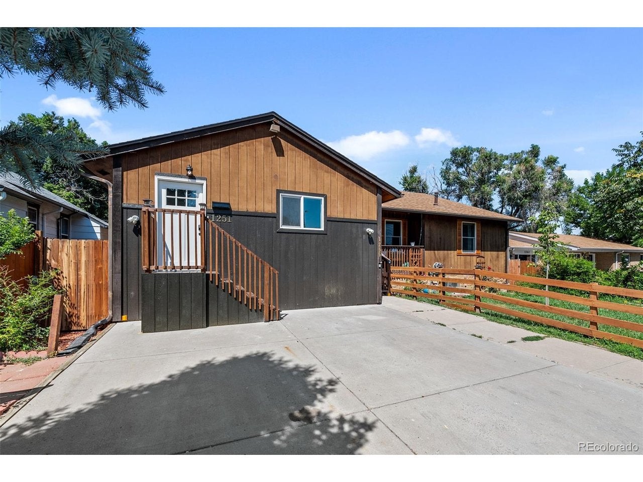1251 Brentwood St