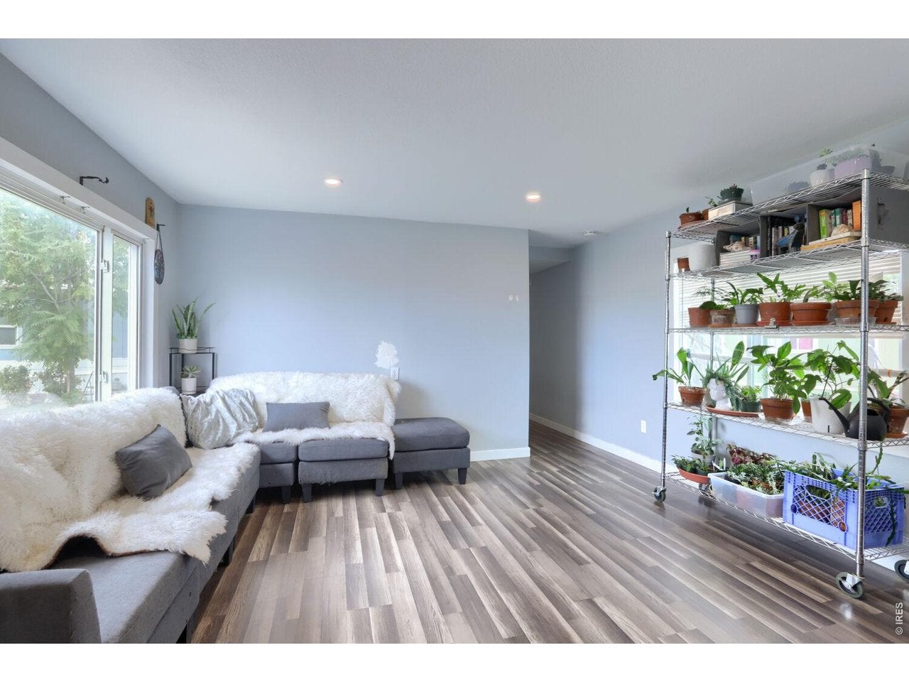 3500 35th Ave 3