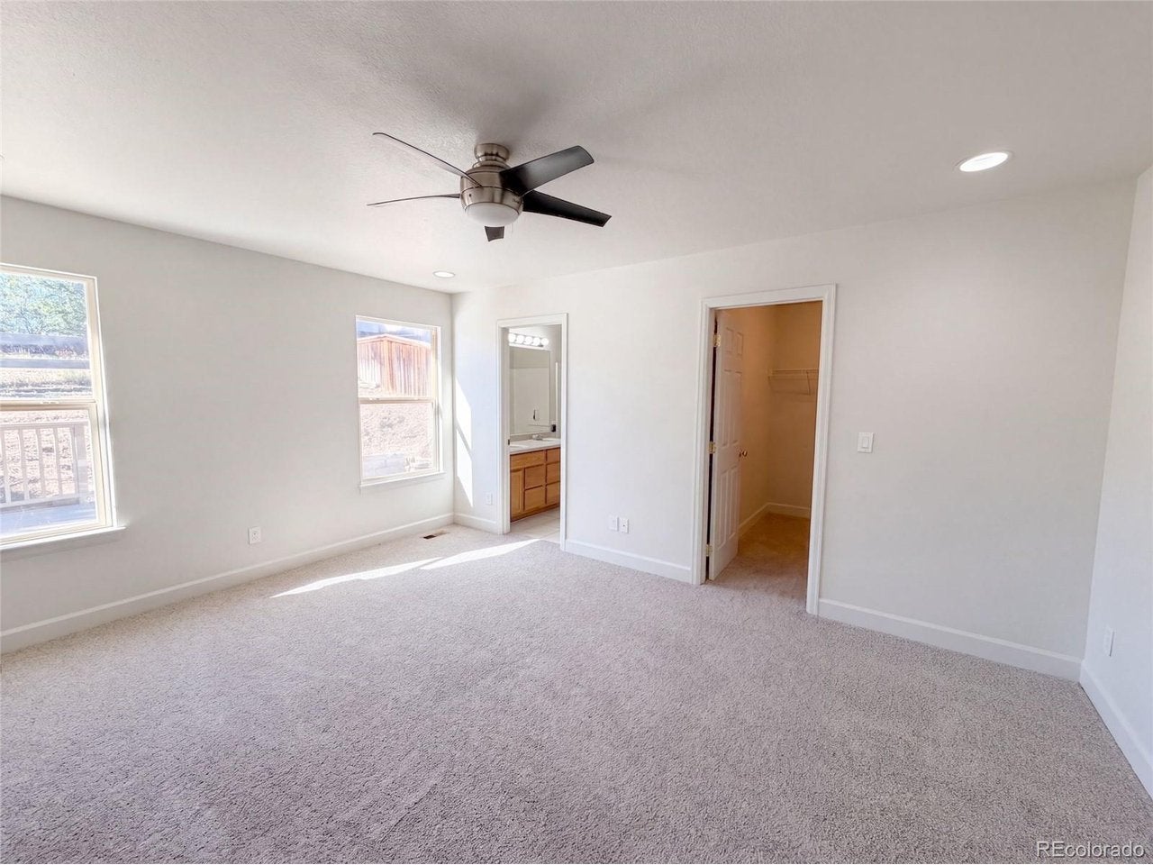 10009 Strathfield Ln
