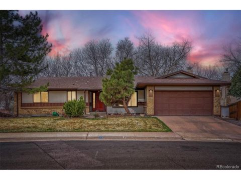 2923 S Reading Ct Denver CO 80231