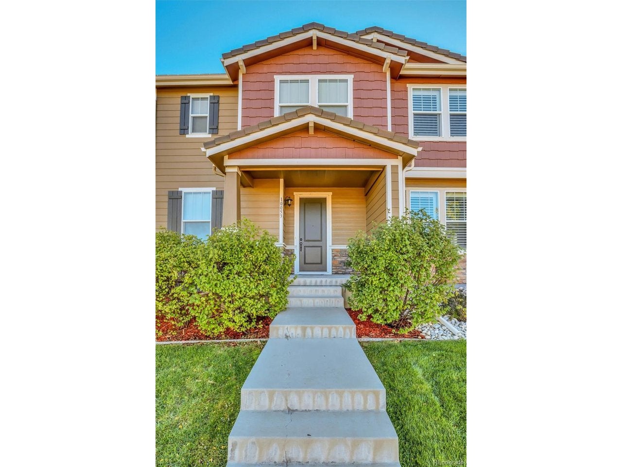 10053 Nadine Ln