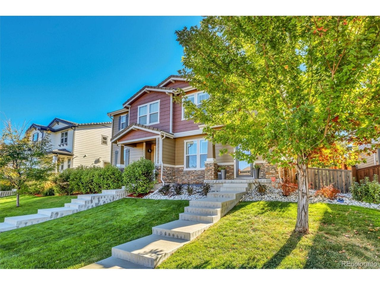 10053 Nadine Ln