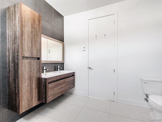 Mirabel, QC J7N 0X5, Canada, 3 Bedrooms Bedrooms, ,1 BathroomBathrooms,Residential,Active,104907