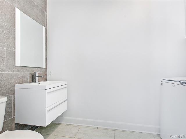 Mirabel, QC J7N 0X5, Canada, 3 Bedrooms Bedrooms, ,1 BathroomBathrooms,Residential,Active,104907