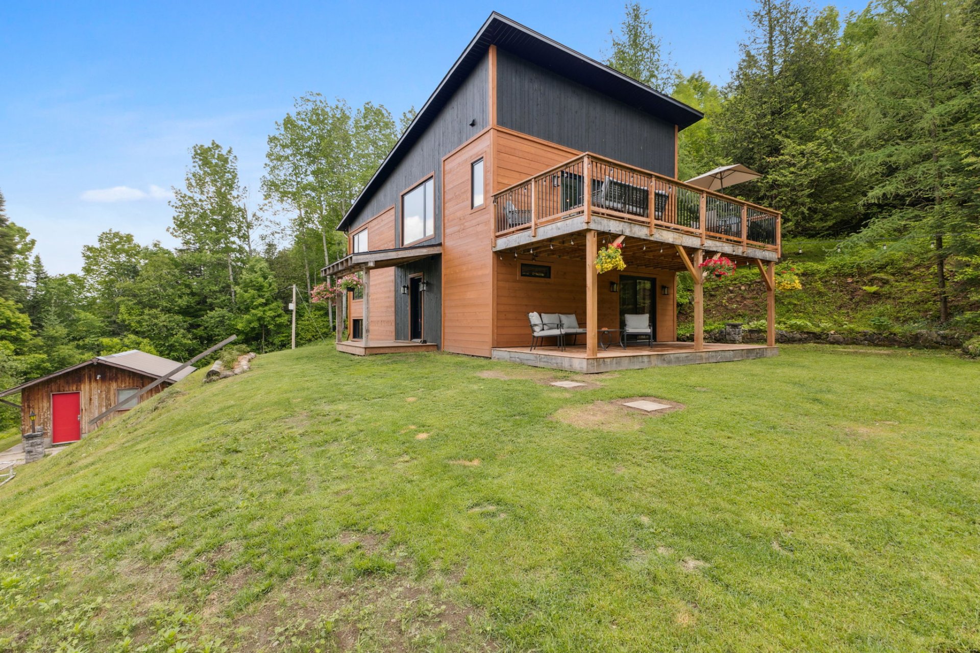 La Pêche, QC J0X 2W0, Canada, 2 Bedrooms Bedrooms, ,1 BathroomBathrooms,Residential,Active,151743