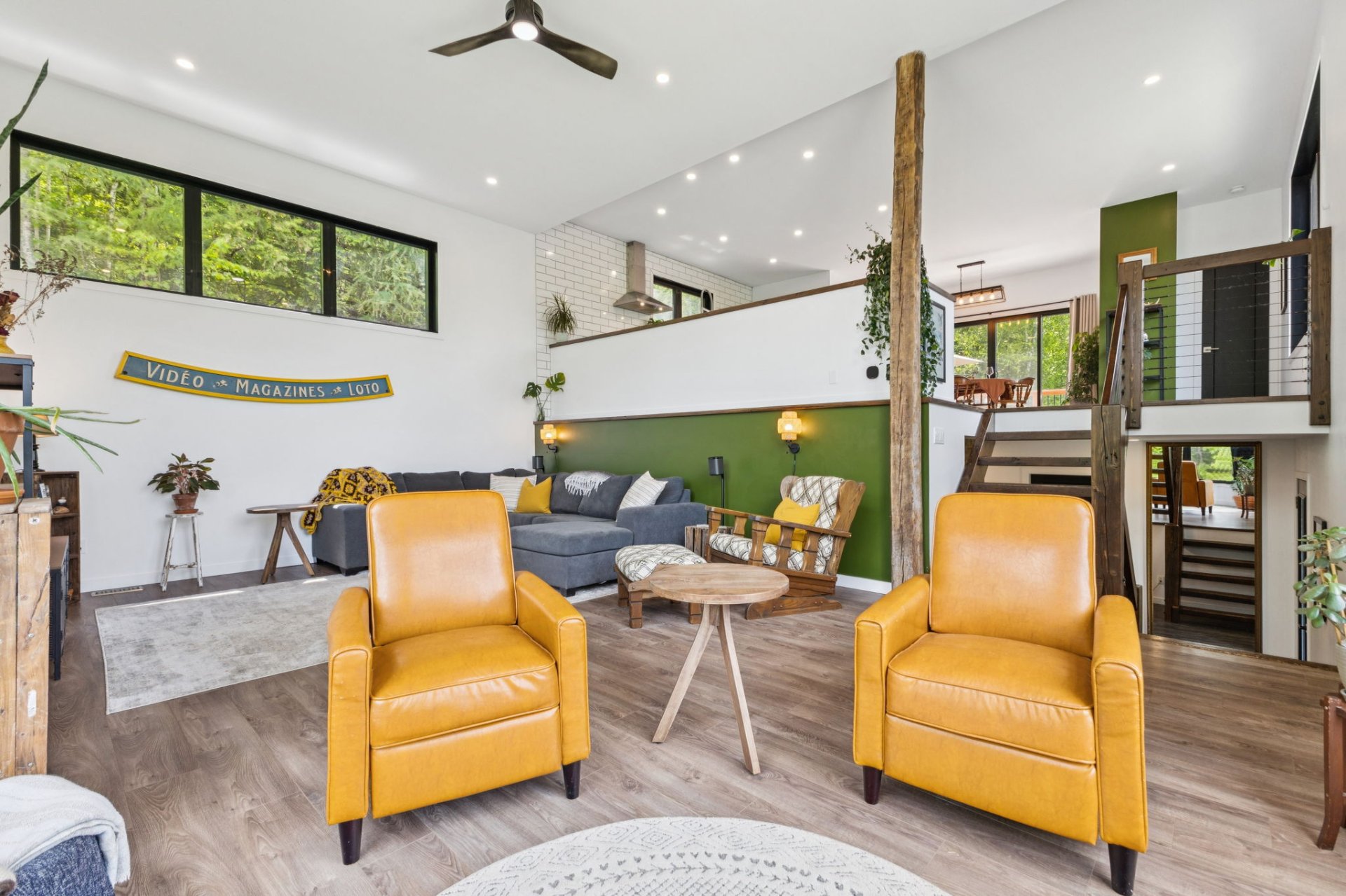 La Pêche, QC J0X 2W0, Canada, 2 Bedrooms Bedrooms, ,1 BathroomBathrooms,Residential,Active,151743