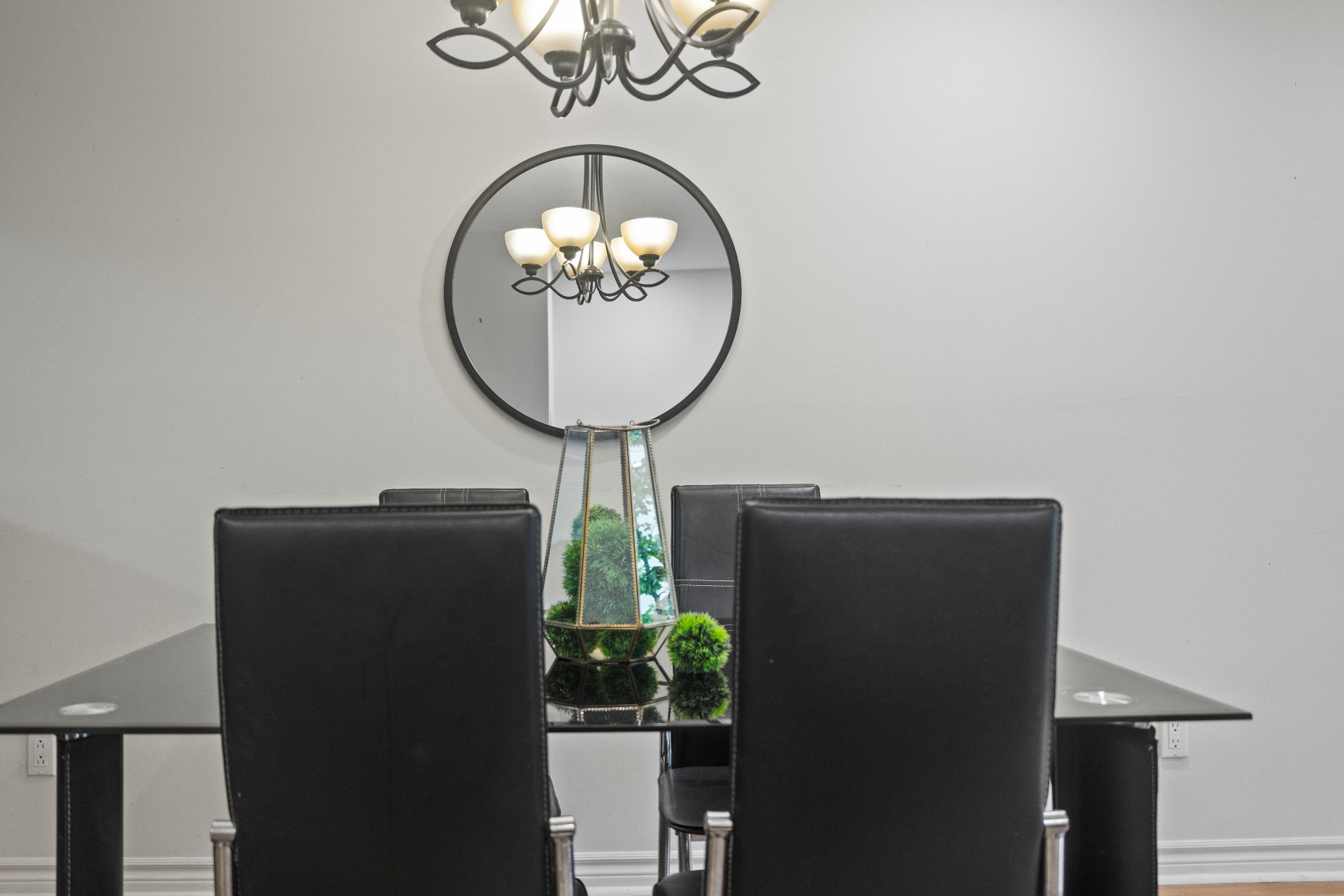 Montréal (Le Sud-Ouest), QC H3J 2S2, Canada, 2 Bedrooms Bedrooms, ,1 BathroomBathrooms,Residential,Active,45364