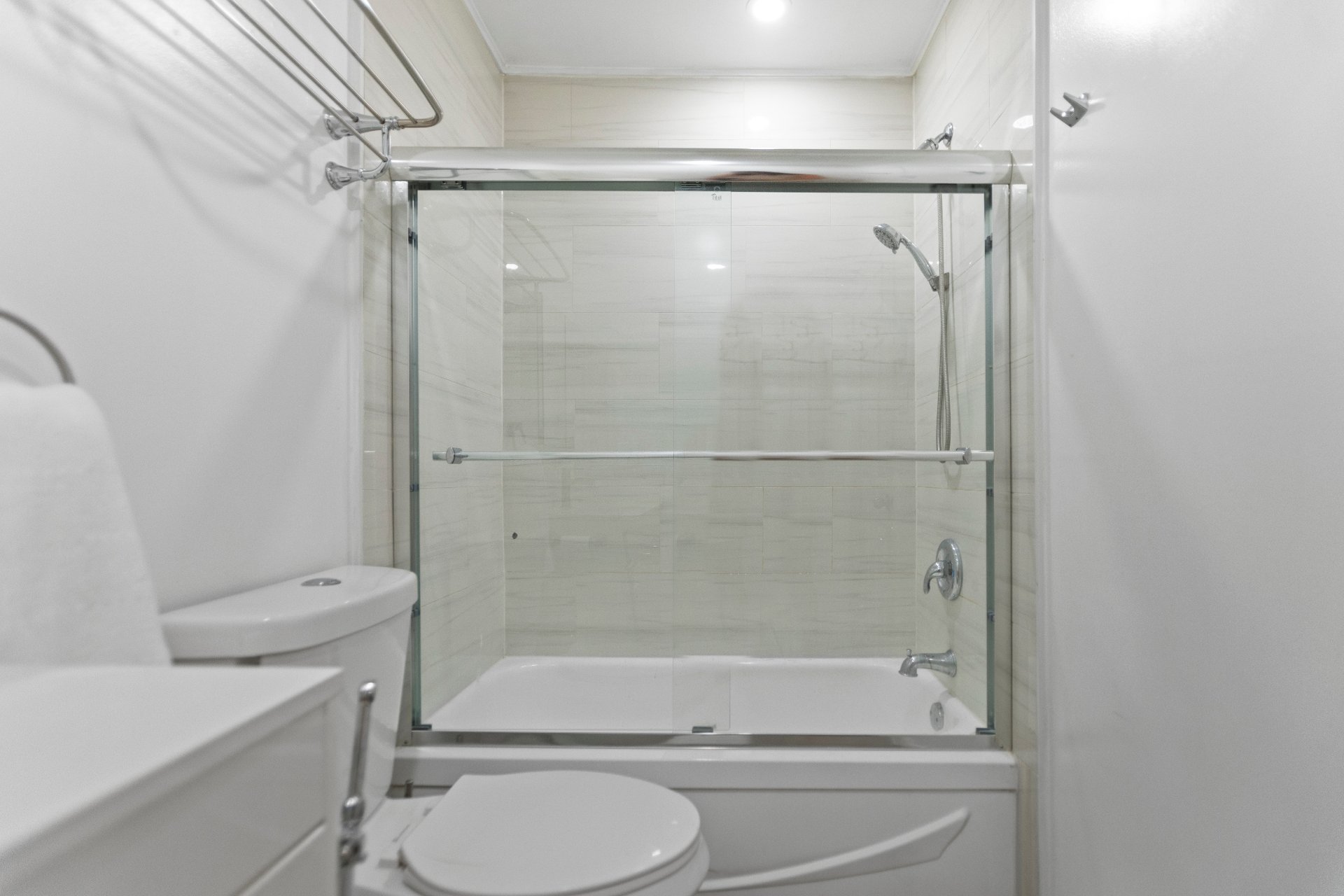 Montréal (Le Sud-Ouest), QC H3J 2S2, Canada, 2 Bedrooms Bedrooms, ,1 BathroomBathrooms,Residential,Active,45364