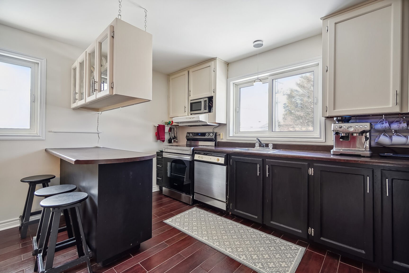 Gatineau (Gatineau), QC J8P 2A7, Canada, 4 Bedrooms Bedrooms, ,1 BathroomBathrooms,Residential,Active,20238