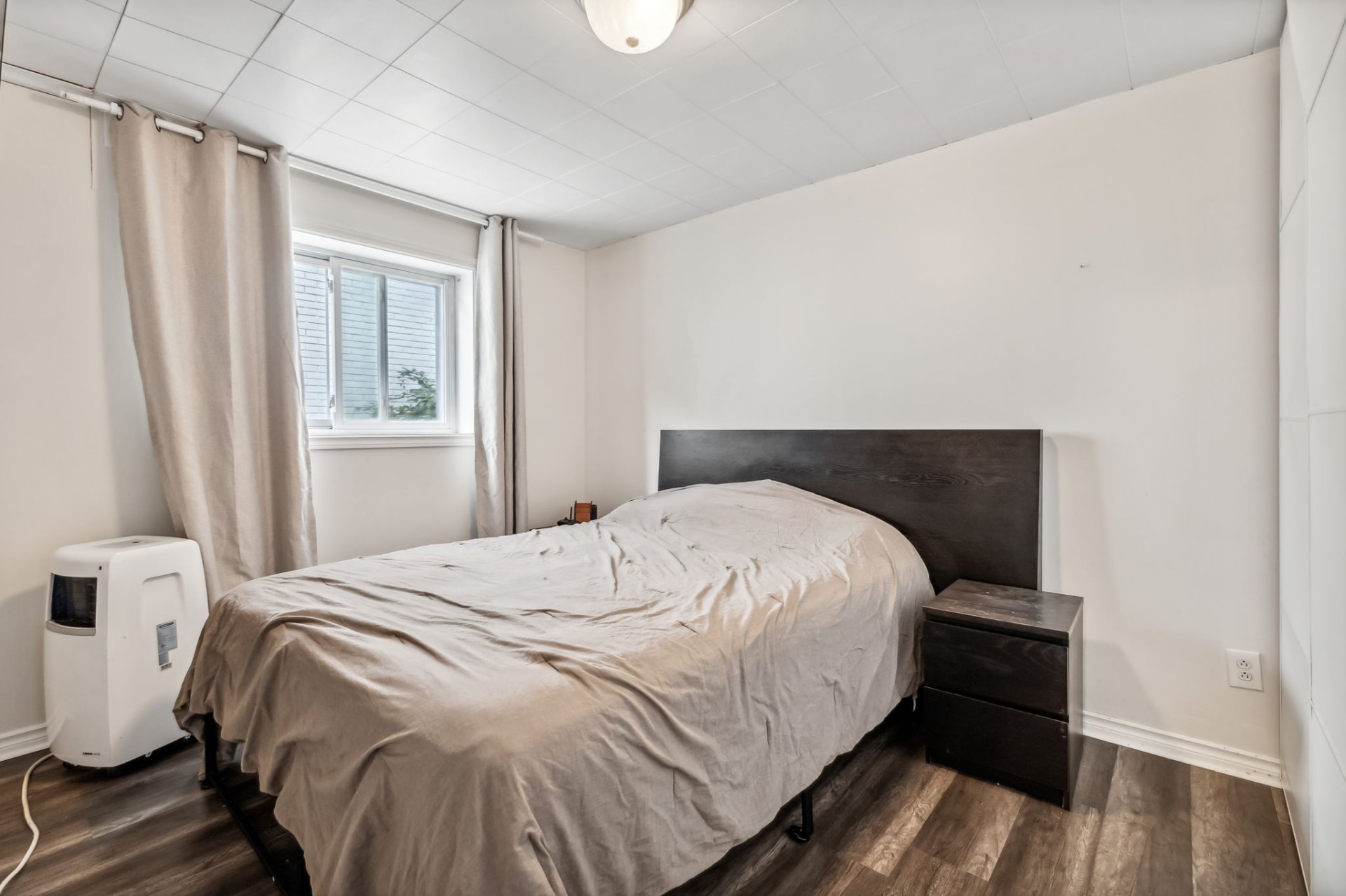 Gatineau (Gatineau), QC J8P 2A7, Canada, 4 Bedrooms Bedrooms, ,1 BathroomBathrooms,Residential,Active,20238