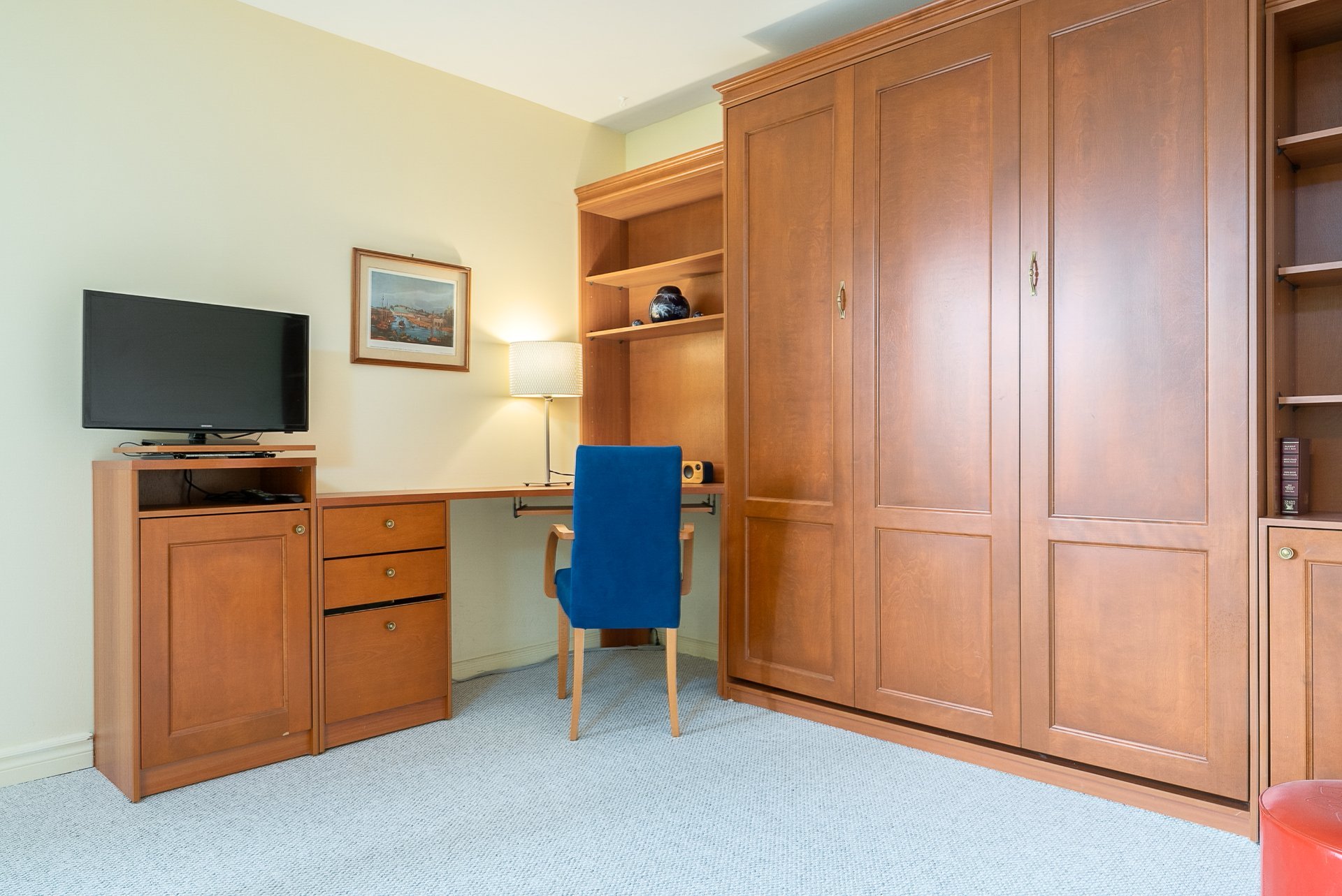 Montréal (Ville-Marie), QC H3G 2P5, Canada, ,1 BathroomBathrooms,Residential,Active,110483