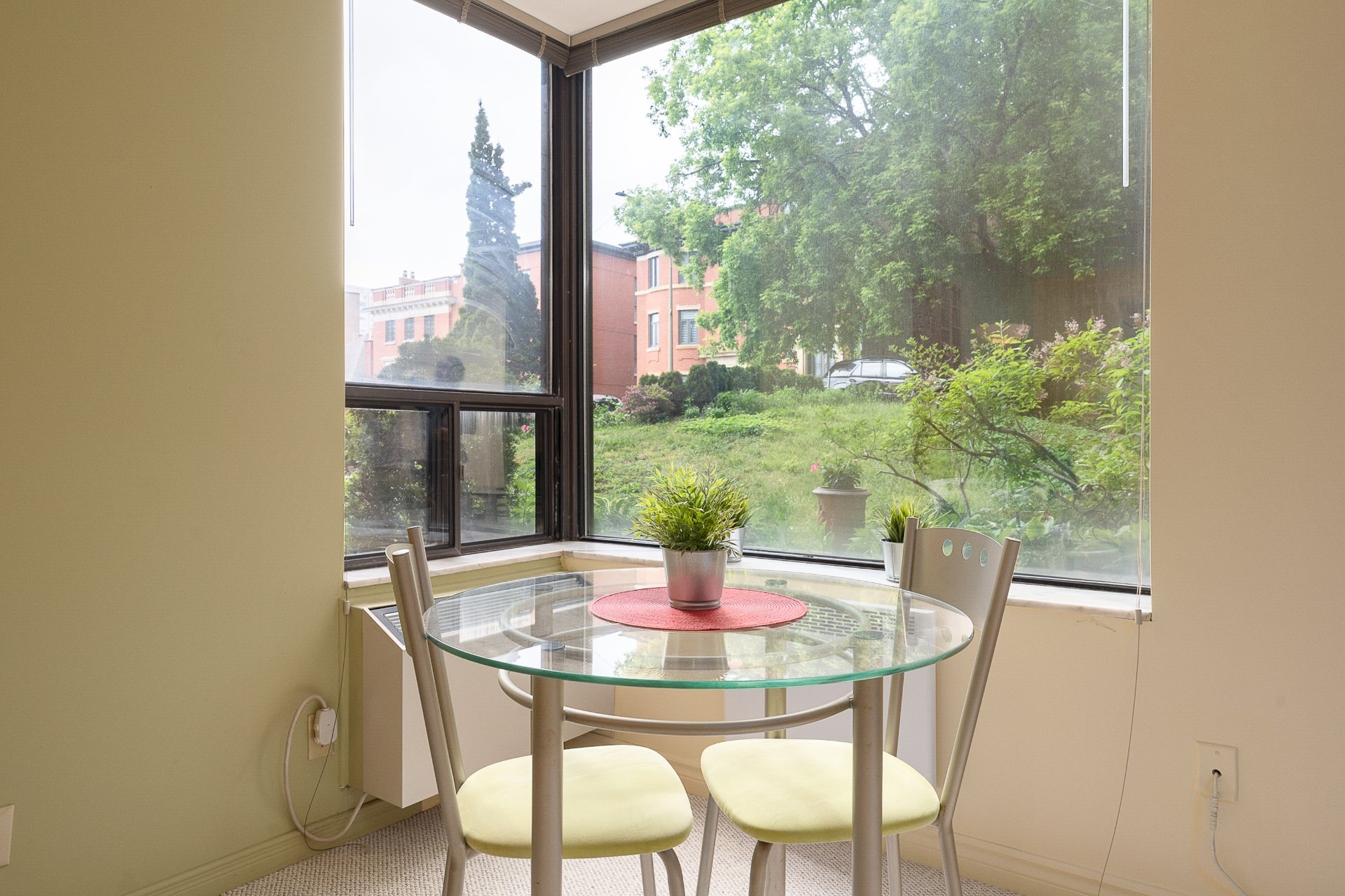 Montréal (Ville-Marie), QC H3G 2P5, Canada, ,1 BathroomBathrooms,Residential,Active,110483