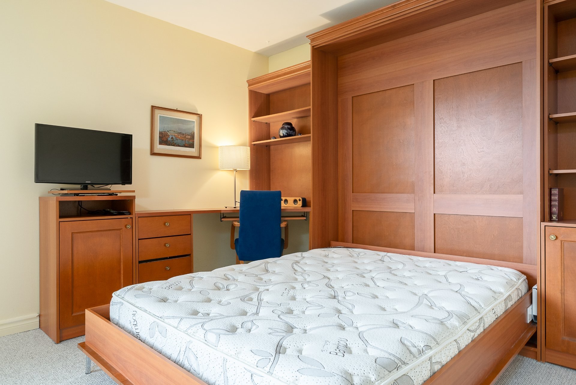 Montréal (Ville-Marie), QC H3G 2P5, Canada, ,1 BathroomBathrooms,Residential,Active,110483