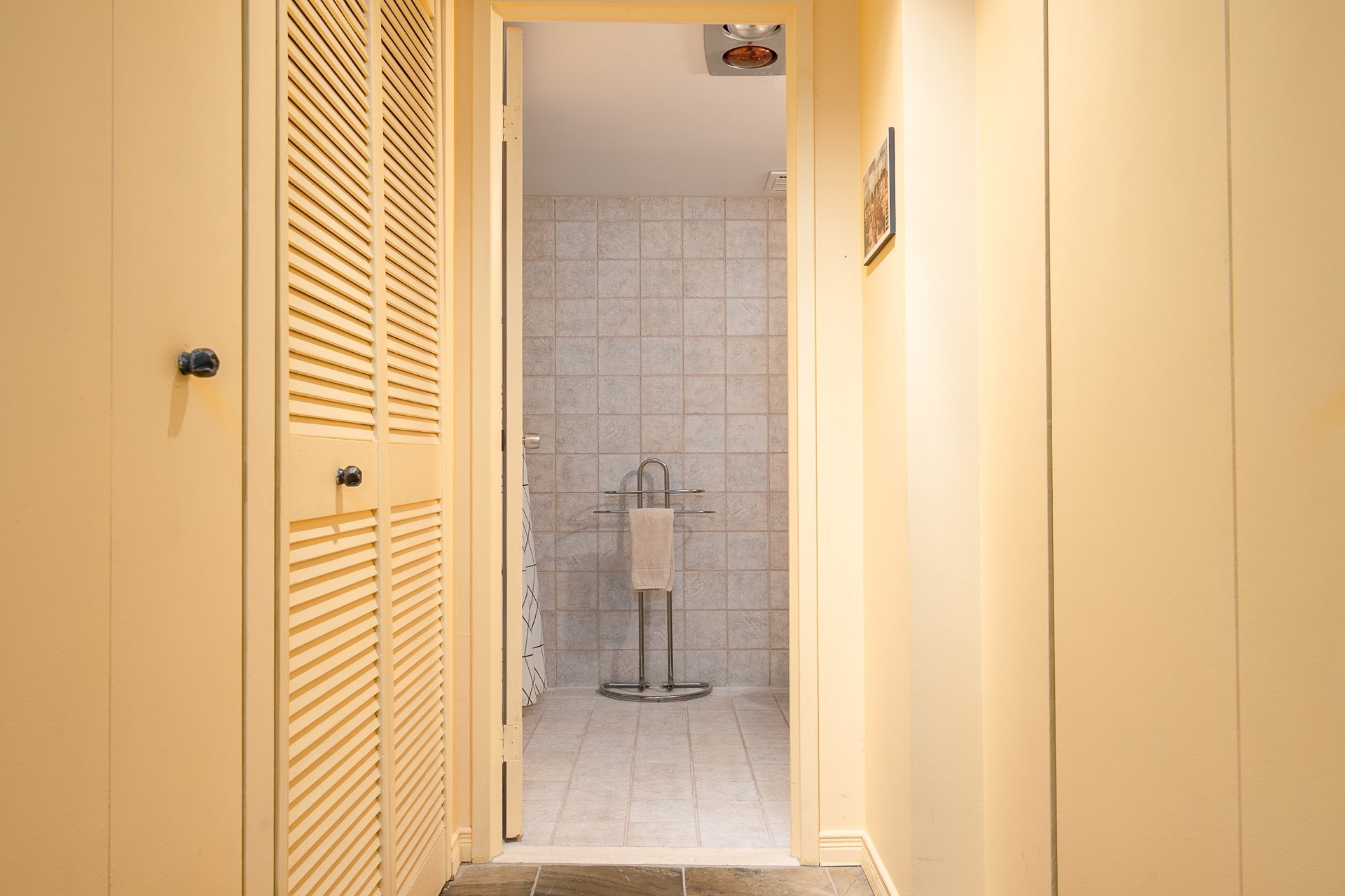 Montréal (Ville-Marie), QC H3G 2P5, Canada, ,1 BathroomBathrooms,Residential,Active,110483