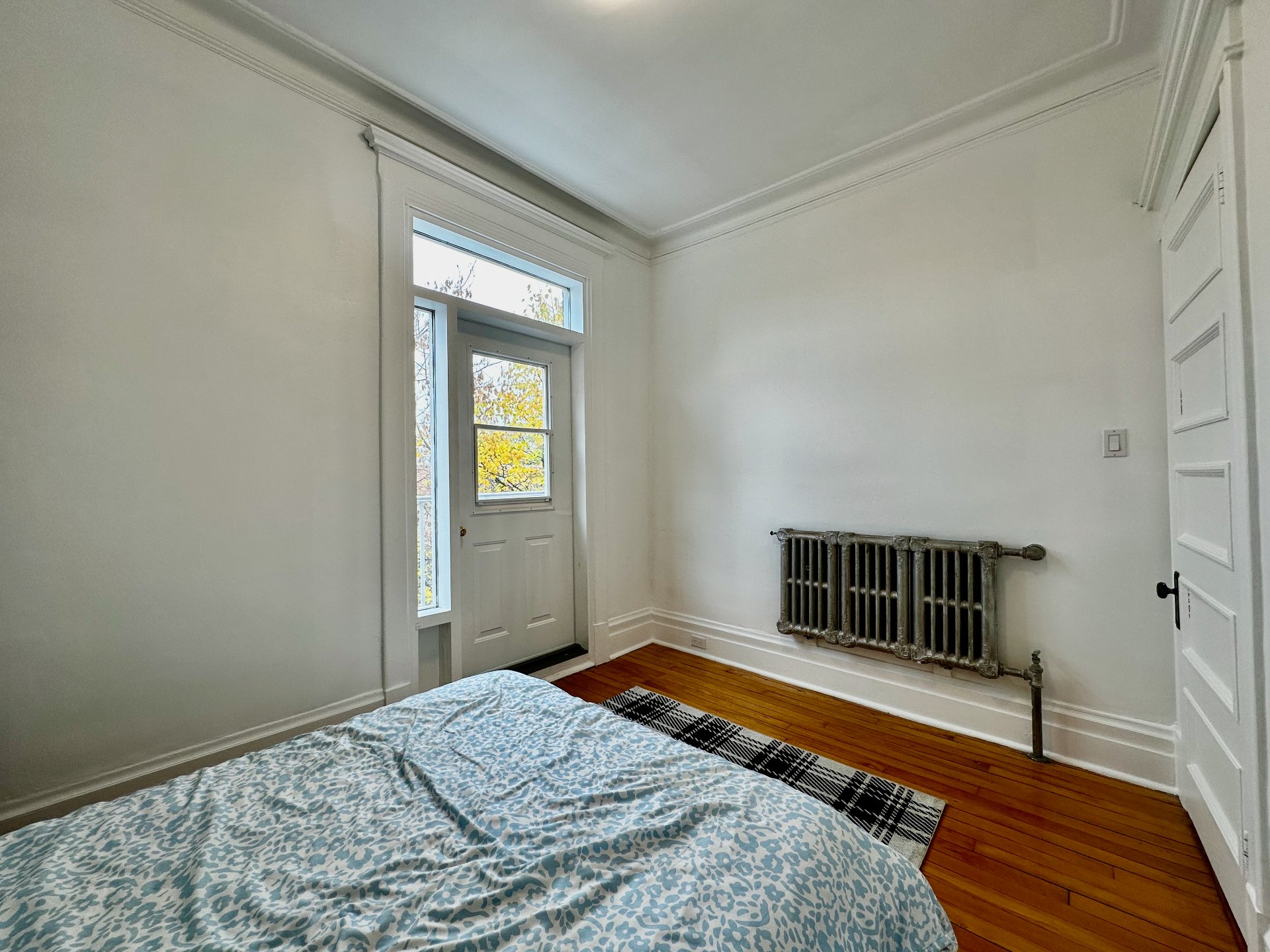 Montréal (Côte-Des-Neiges/Notre-Dame-De-Grâce), QC H4A 3H2, Canada, 3 Bedrooms Bedrooms, ,1 BathroomBathrooms,Residential,Active,35879