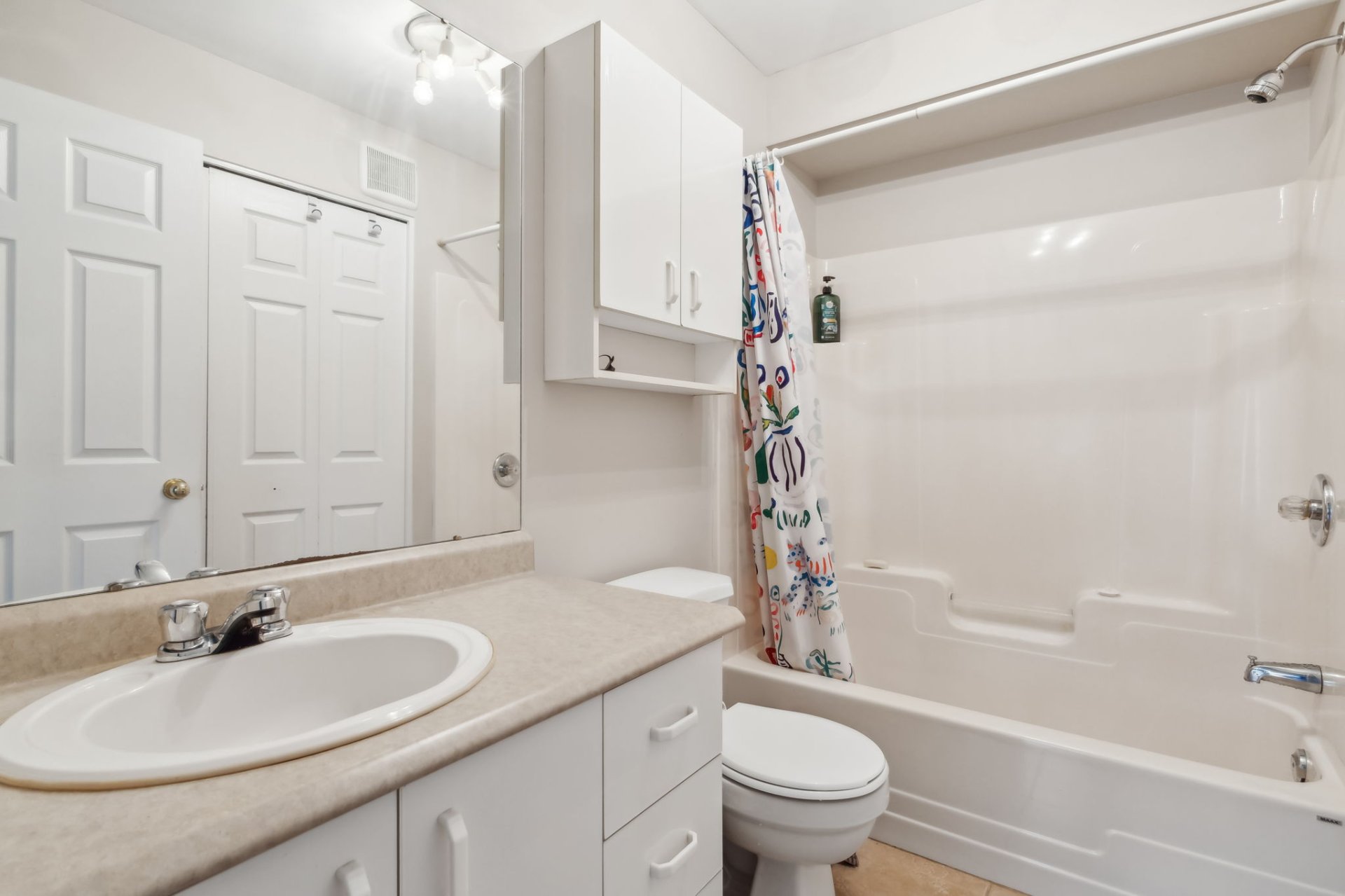 Gatineau (Aylmer), QC J9H 7G1, Canada, 6 Bedrooms Bedrooms, ,1 BathroomBathrooms,Residential,Active,31968