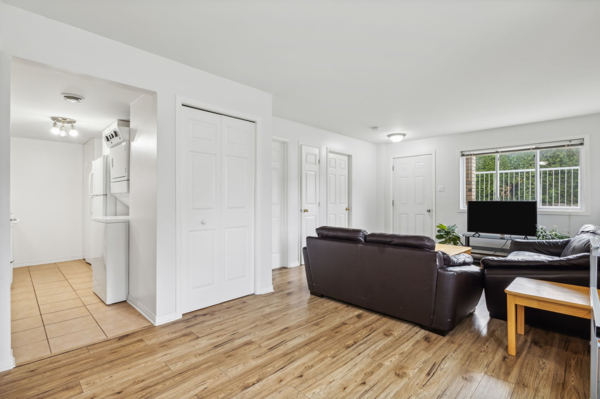 Gatineau (Aylmer), QC J9H 7G1, Canada, 6 Bedrooms Bedrooms, ,1 BathroomBathrooms,Residential,Active,31968