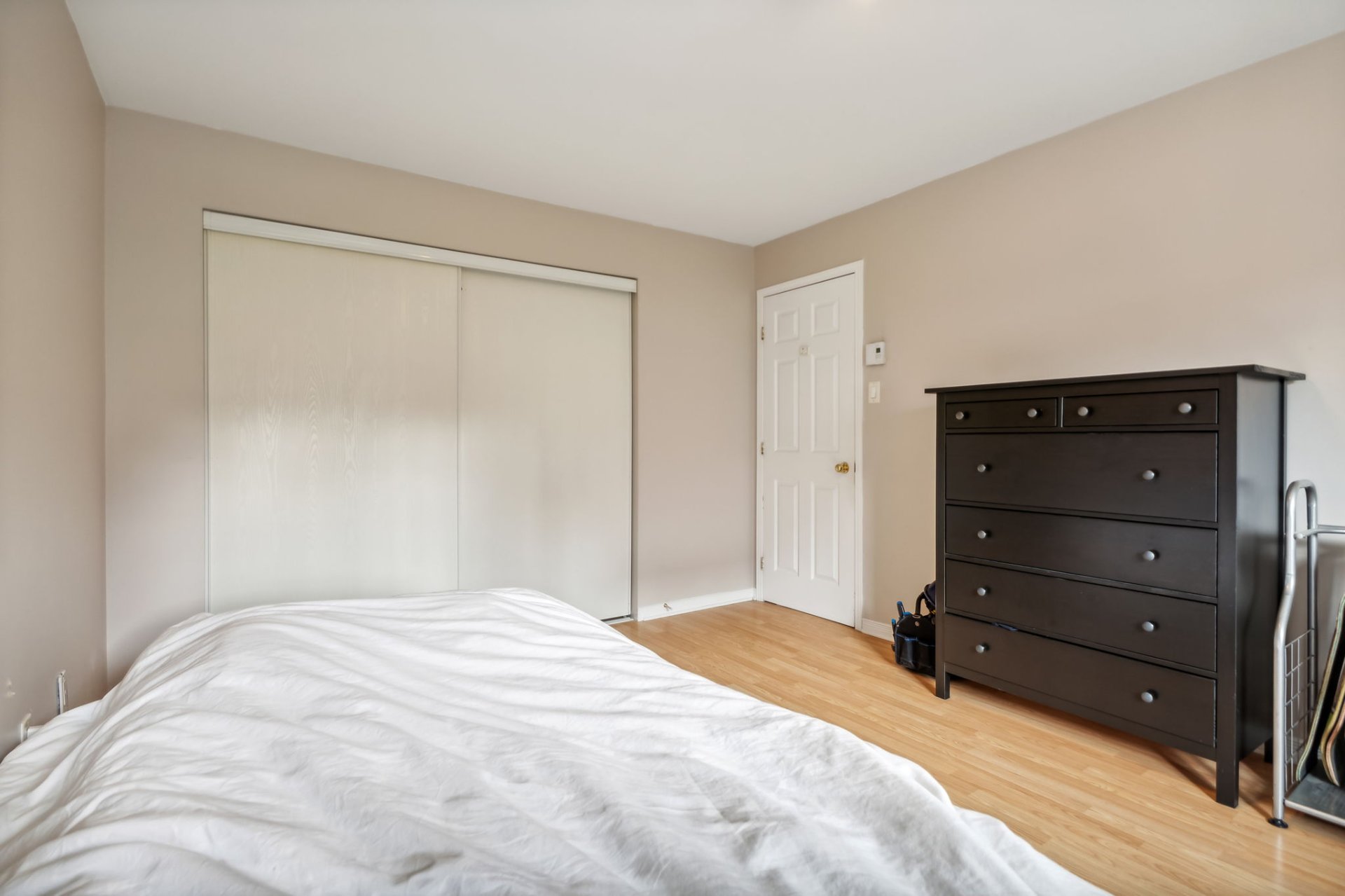 Gatineau (Aylmer), QC J9H 7G1, Canada, 6 Bedrooms Bedrooms, ,1 BathroomBathrooms,Residential,Active,31968