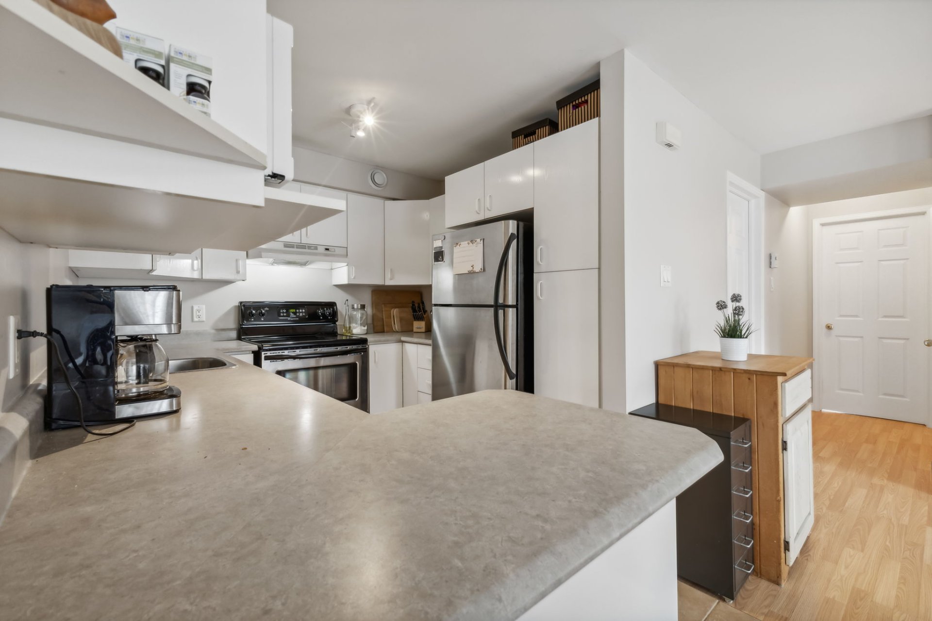 Gatineau (Aylmer), QC J9H 7G1, Canada, 6 Bedrooms Bedrooms, ,1 BathroomBathrooms,Residential,Active,31968